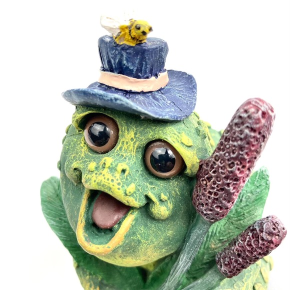 Vintage Frog with Bumblebee on Hat, Collectible Character by Pete Apsit - Picture 4 of 8